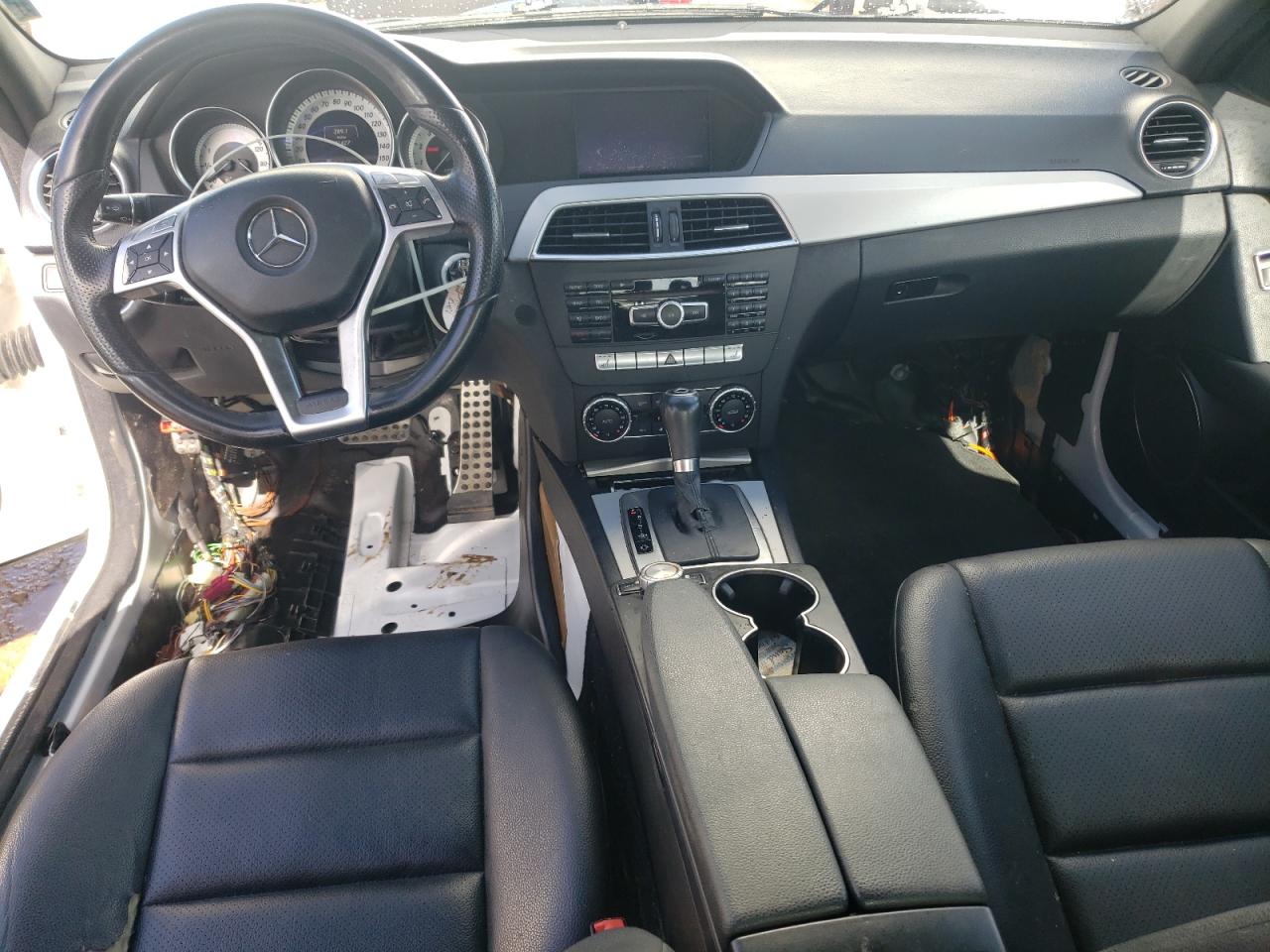 WDDGF4HB8DR255688 2013 Mercedes-Benz C 250