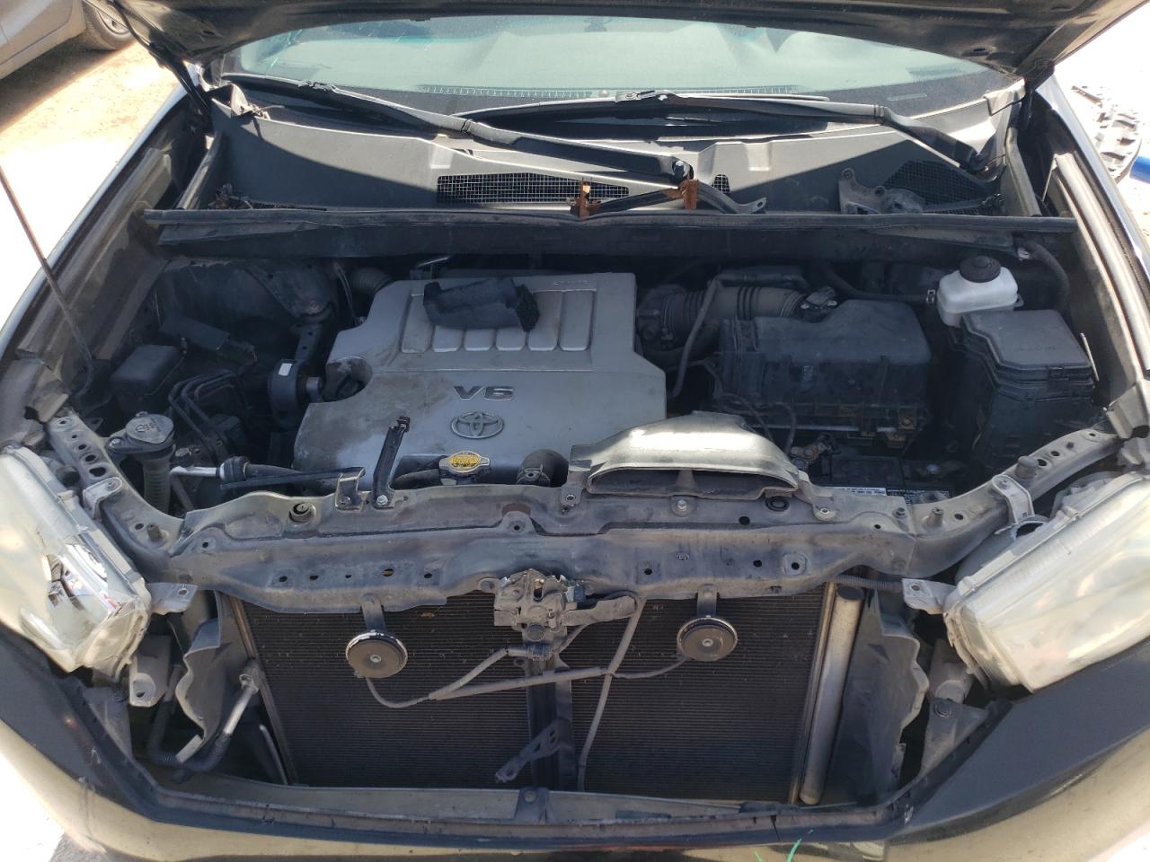 5TDZK3EH2CS076452 2012 Toyota Highlander Base