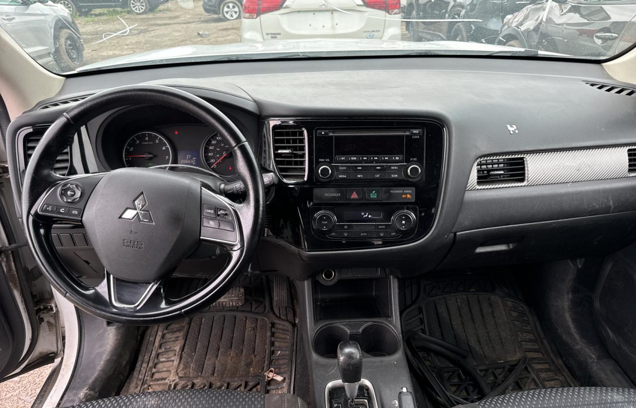 JA4AD2A33GZ604204 2016 Mitsubishi Outlander Es