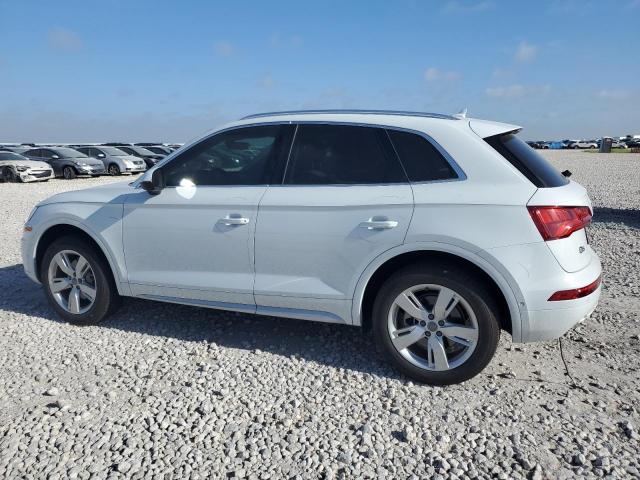 VIN WA1CNAFY1K2130999 2019 Audi Q5, Prestige no.2