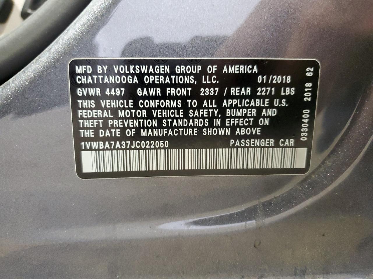 1VWBA7A37JC022050 2018 Volkswagen Passat Se