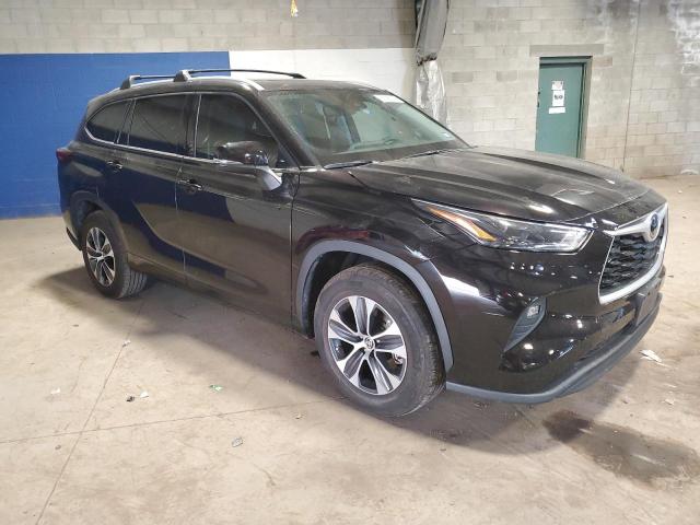 VIN 5TDGZRAHXNS127761 2022 Toyota Highlander, Xle no.4