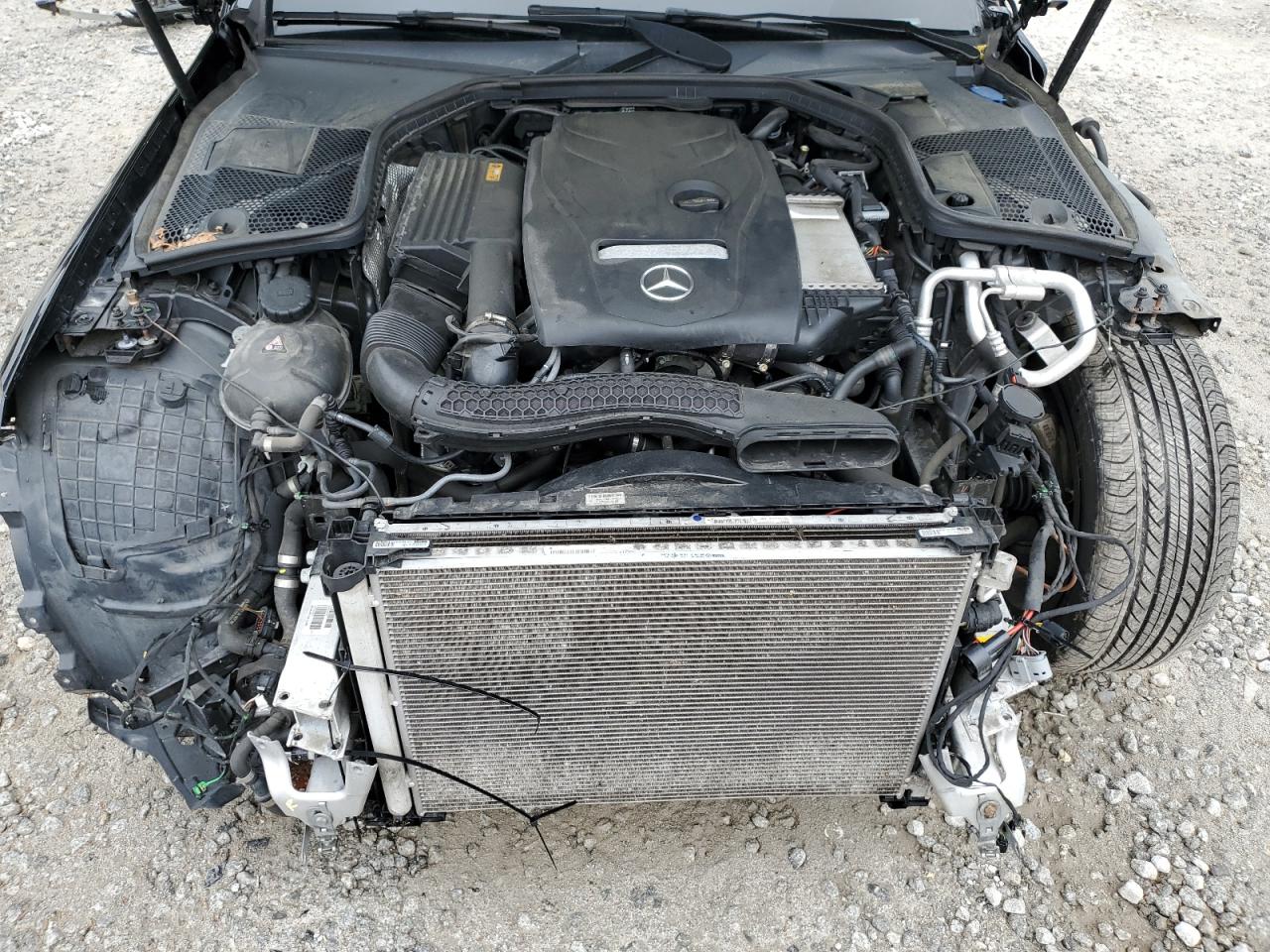 WDDWF4KB9JR423032 2018 Mercedes-Benz C 300 4Matic