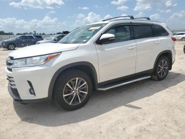 2019 Toyota Highlander Se VIN: 5TDJZRFH2KS613748 Lot: 63335944