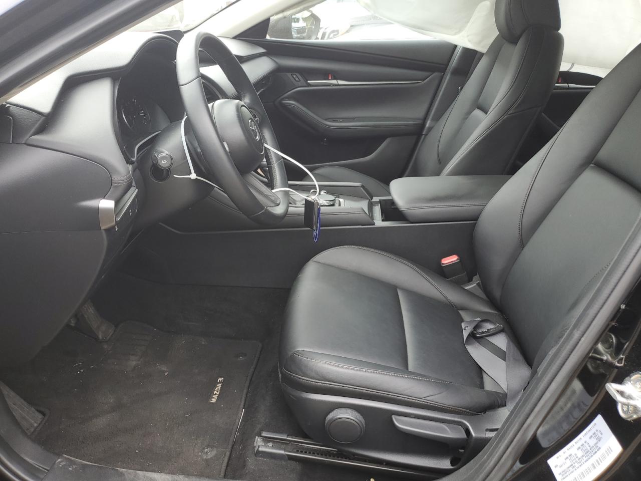 JM1BPBBL4M1335544 2021 Mazda 3 Select