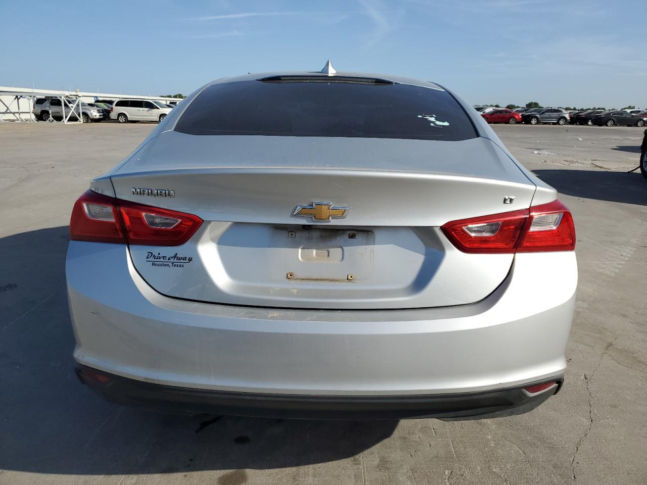 1G1ZD5ST8JF139719 2018 Chevrolet Malibu Lt
