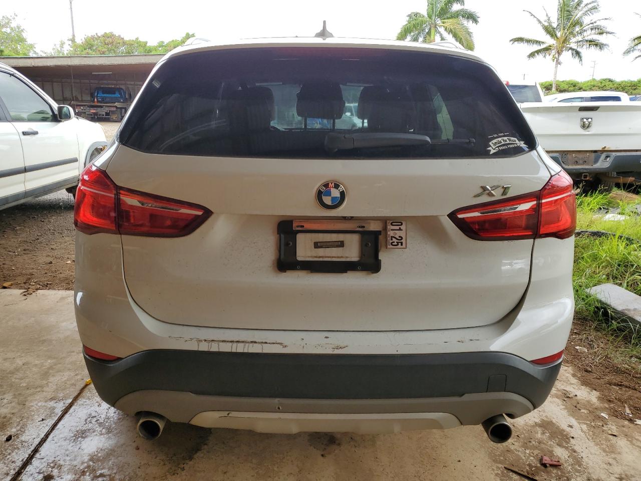 WBXHU7C33J5H43042 2018 BMW X1 Sdrive28I