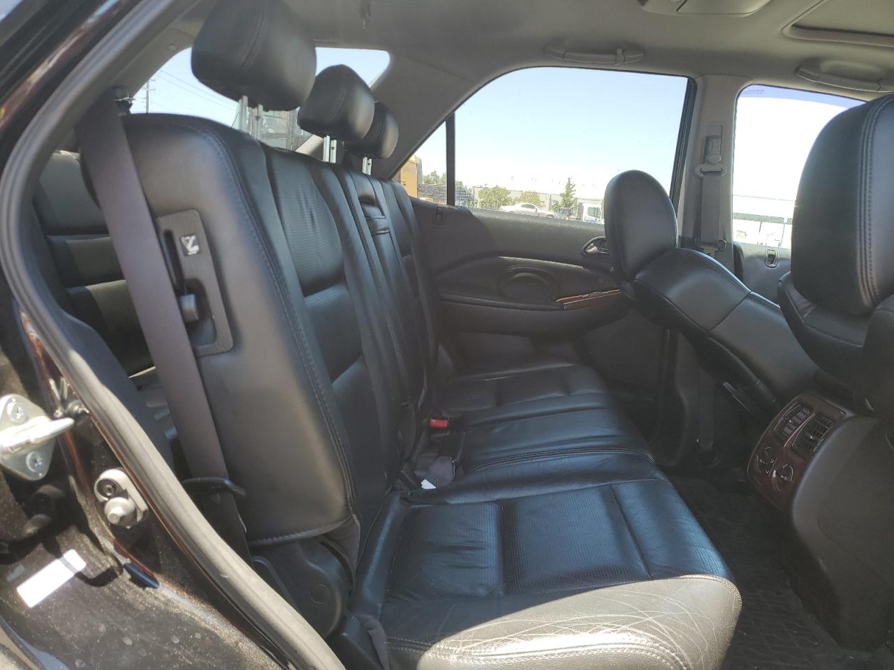 2HNYD18975H560191 2005 Acura Mdx Touring