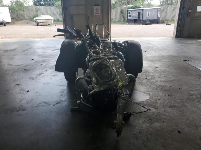 2021 HARLEY-DAVIDSON FLRT 1HD1MCP17MB854646