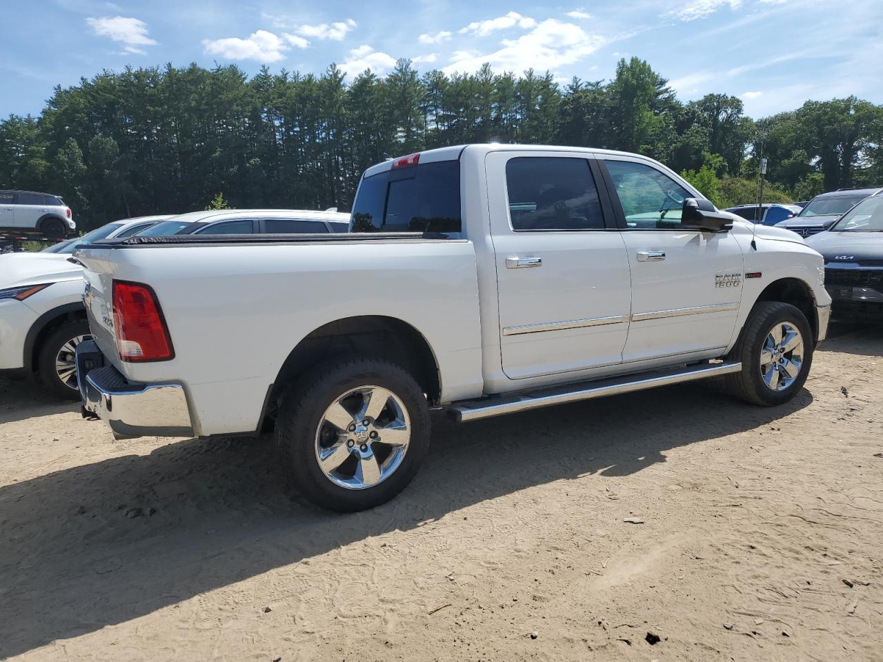 2015 Ram 1500 Slt vin: 1C6RR7LM8FS706917