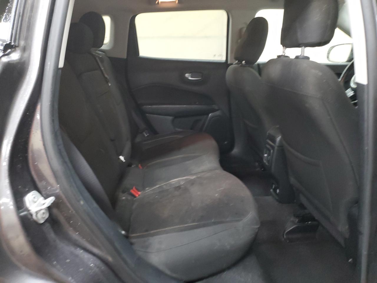 3C4NJCAB5KT638934 2019 Jeep Compass Sport