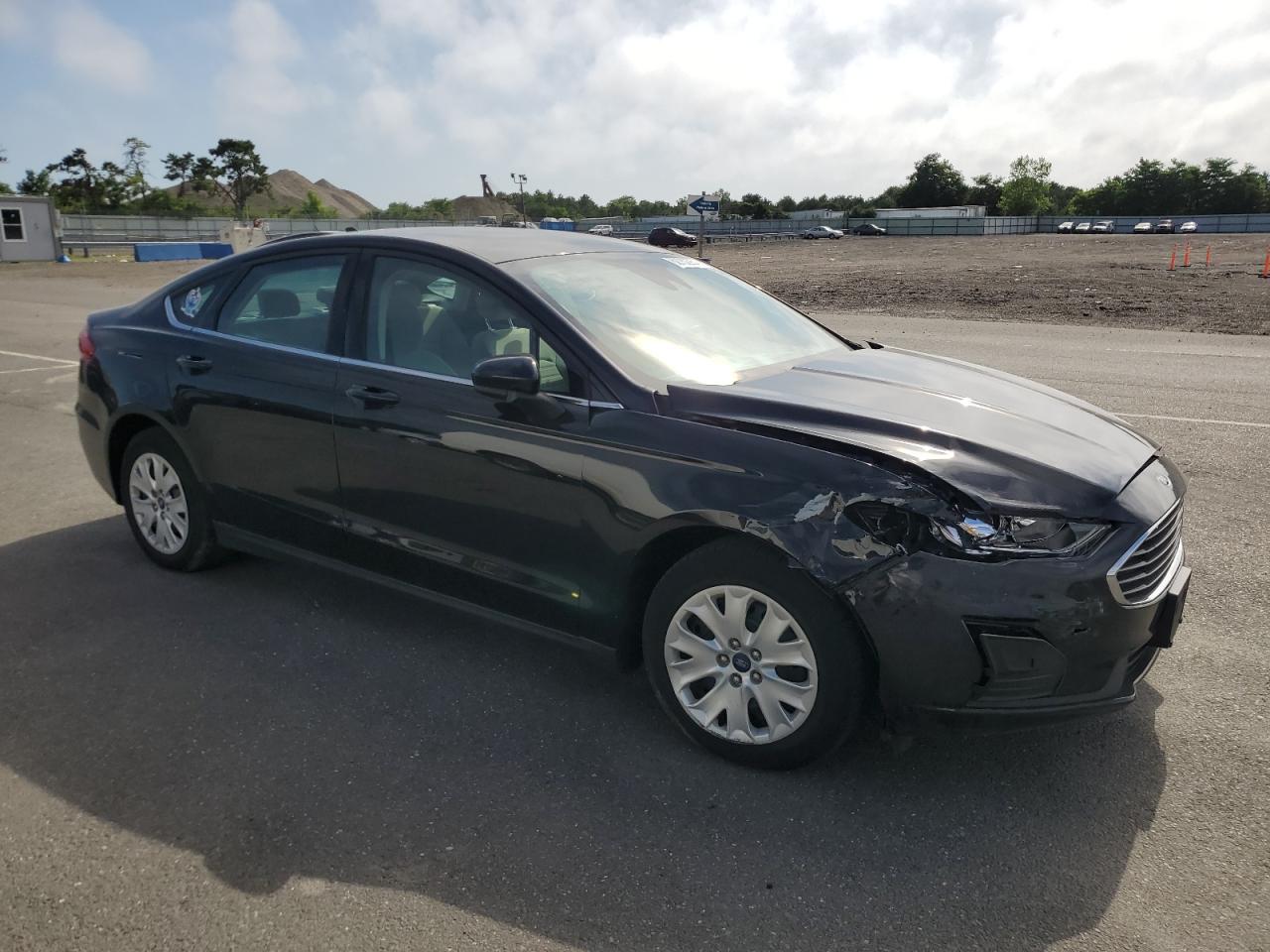 2020 Ford Fusion S vin: 3FA6P0G75LR158403