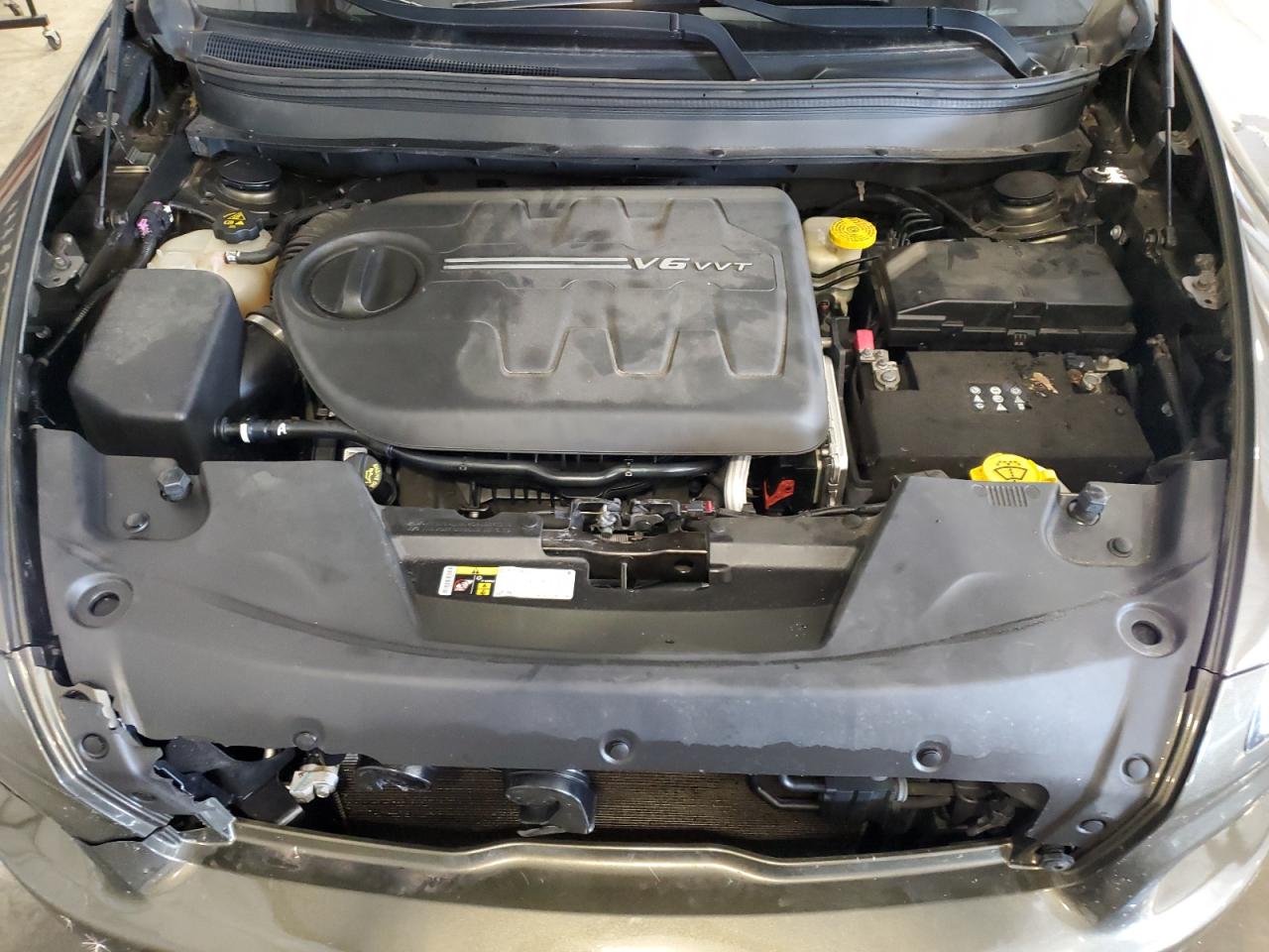 1C4PJMCS2GW145418 2016 Jeep Cherokee Latitude