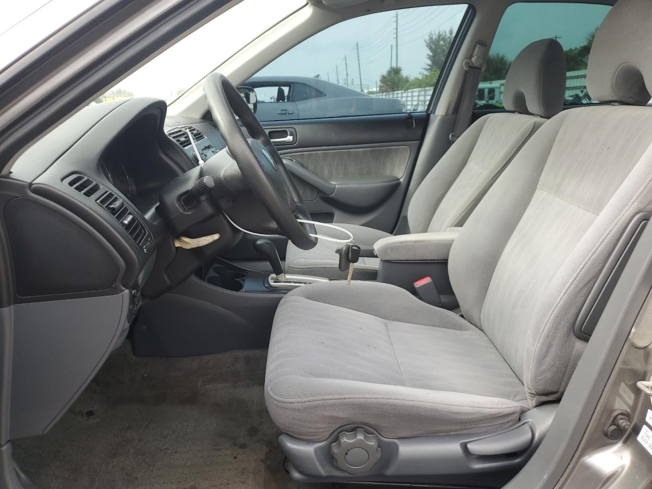 2HGES26824H593193 2004 Honda Civic Ex