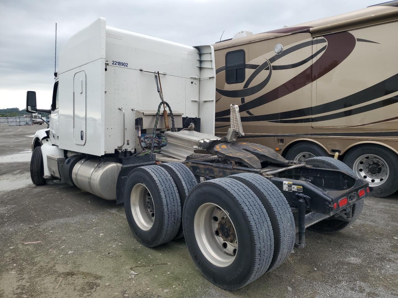 Lot #2926357460 2022 PETERBILT 579