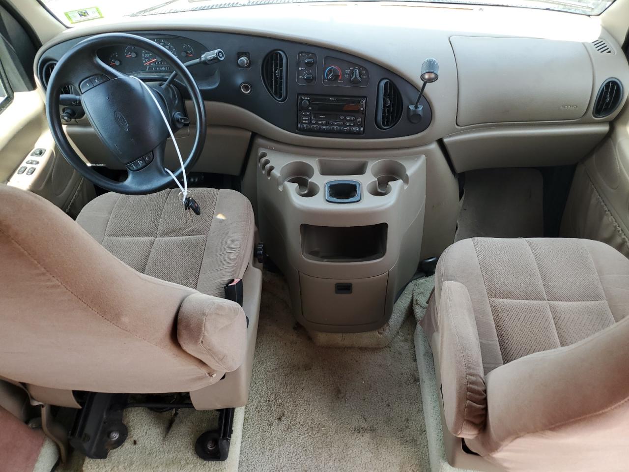 1FDRE14W51HA62294 2001 Ford Econoline E150 Van