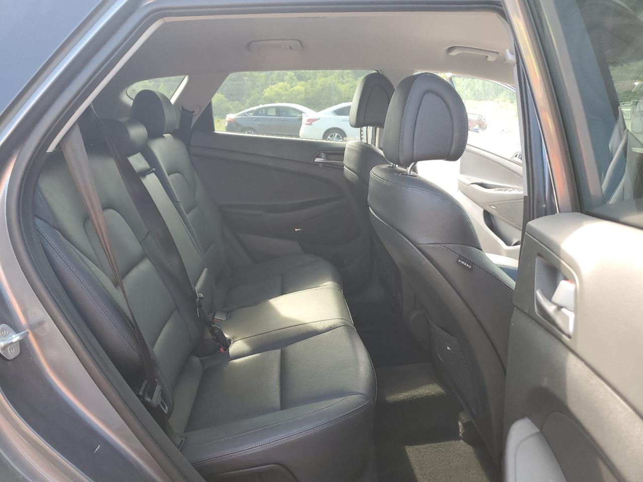 KM8J3CA21HU338875 2017 Hyundai Tucson Limited