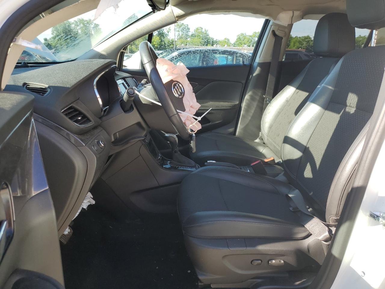 KL4CJESM3NB541914 2022 Buick Encore Preferred