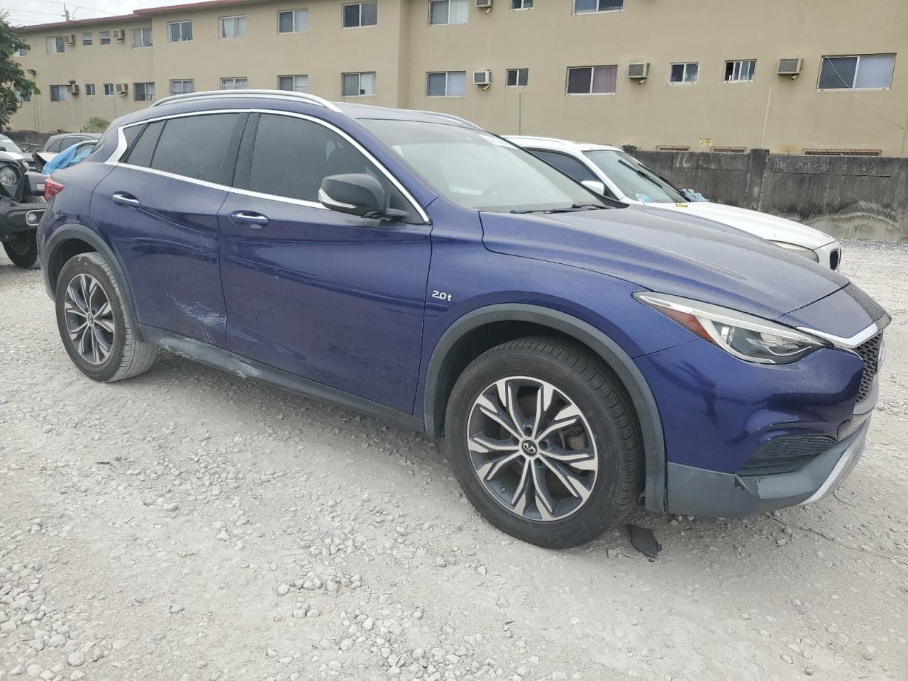 2017 Infiniti Qx30 Base vin: SJKCH5CR9HA035085