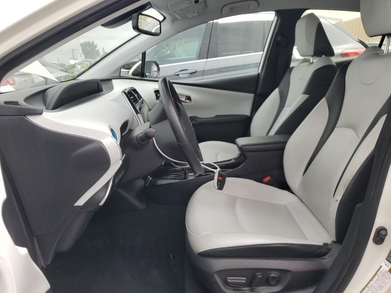 JTDKARFU4K3090498 2019 Toyota Prius