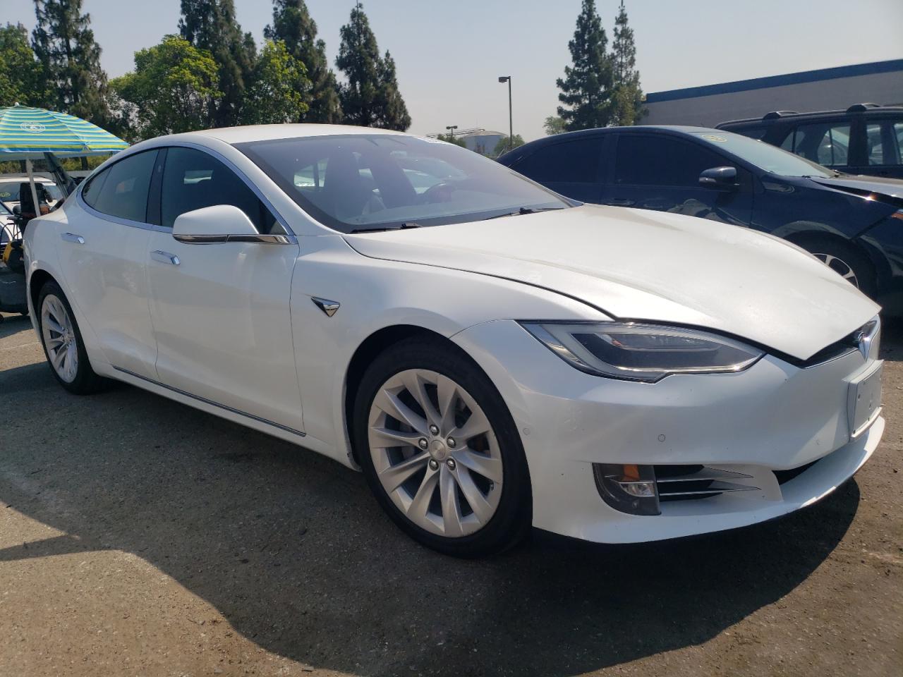 5YJSA1E24GF170556 2016 Tesla Model S