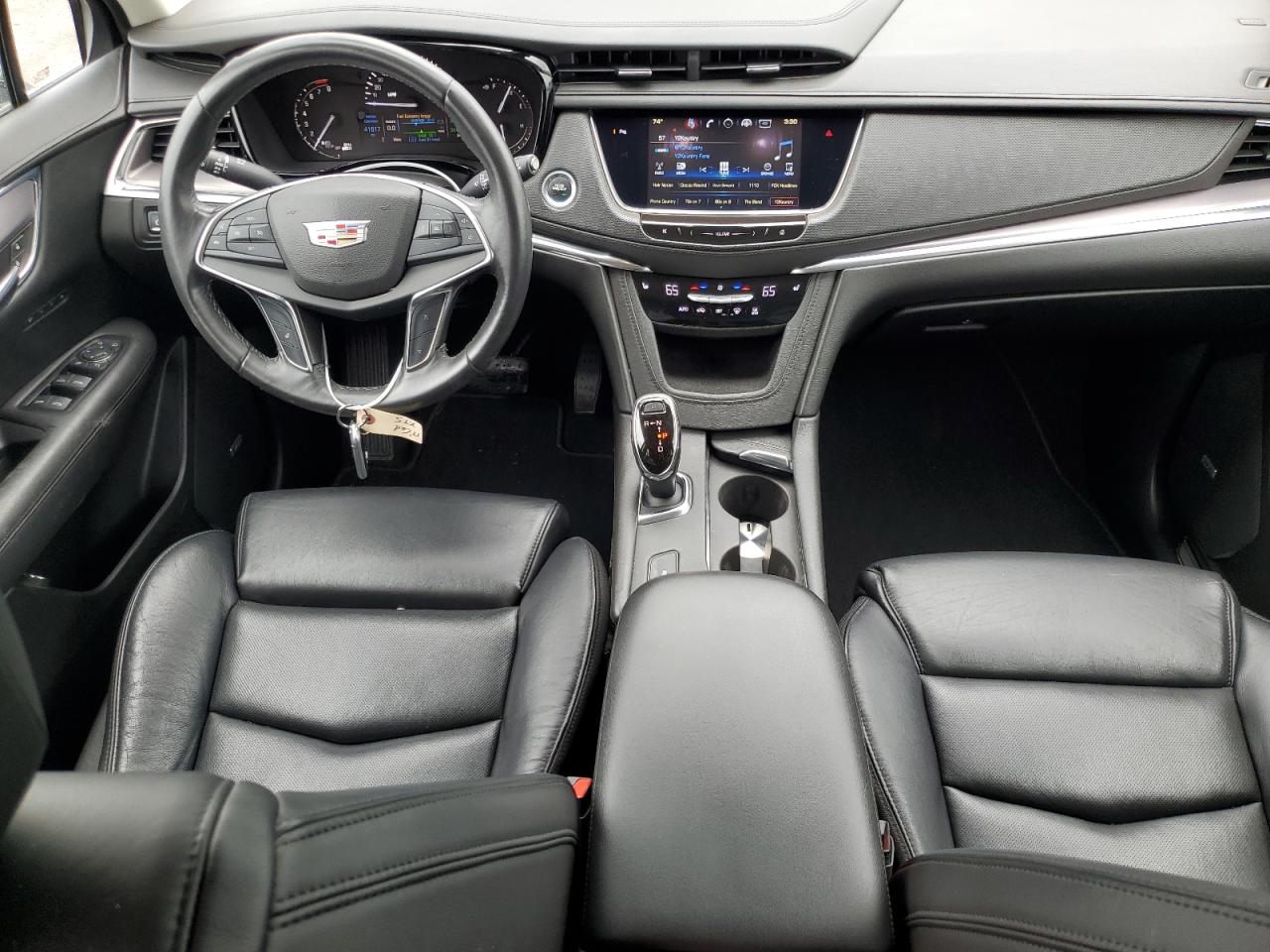 1GYKNBRS4HZ250806 2017 Cadillac Xt5 Luxury