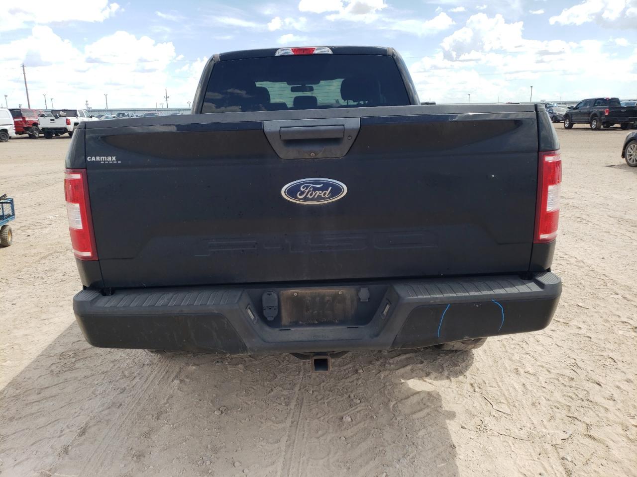 1FTFX1E52JKC50734 2018 Ford F150 Super Cab