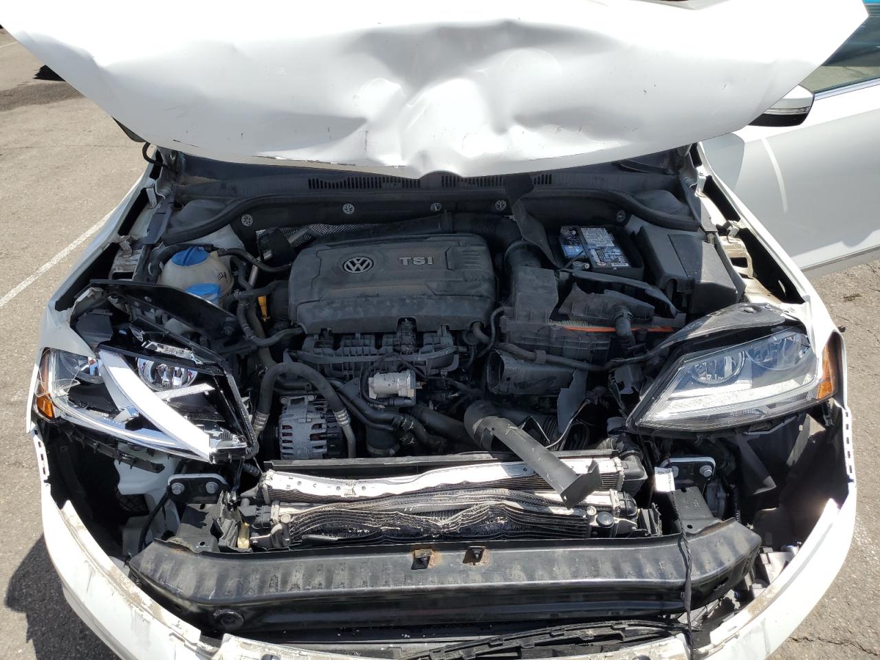 3VWL17AJ8HM353991 2017 Volkswagen Jetta Sel