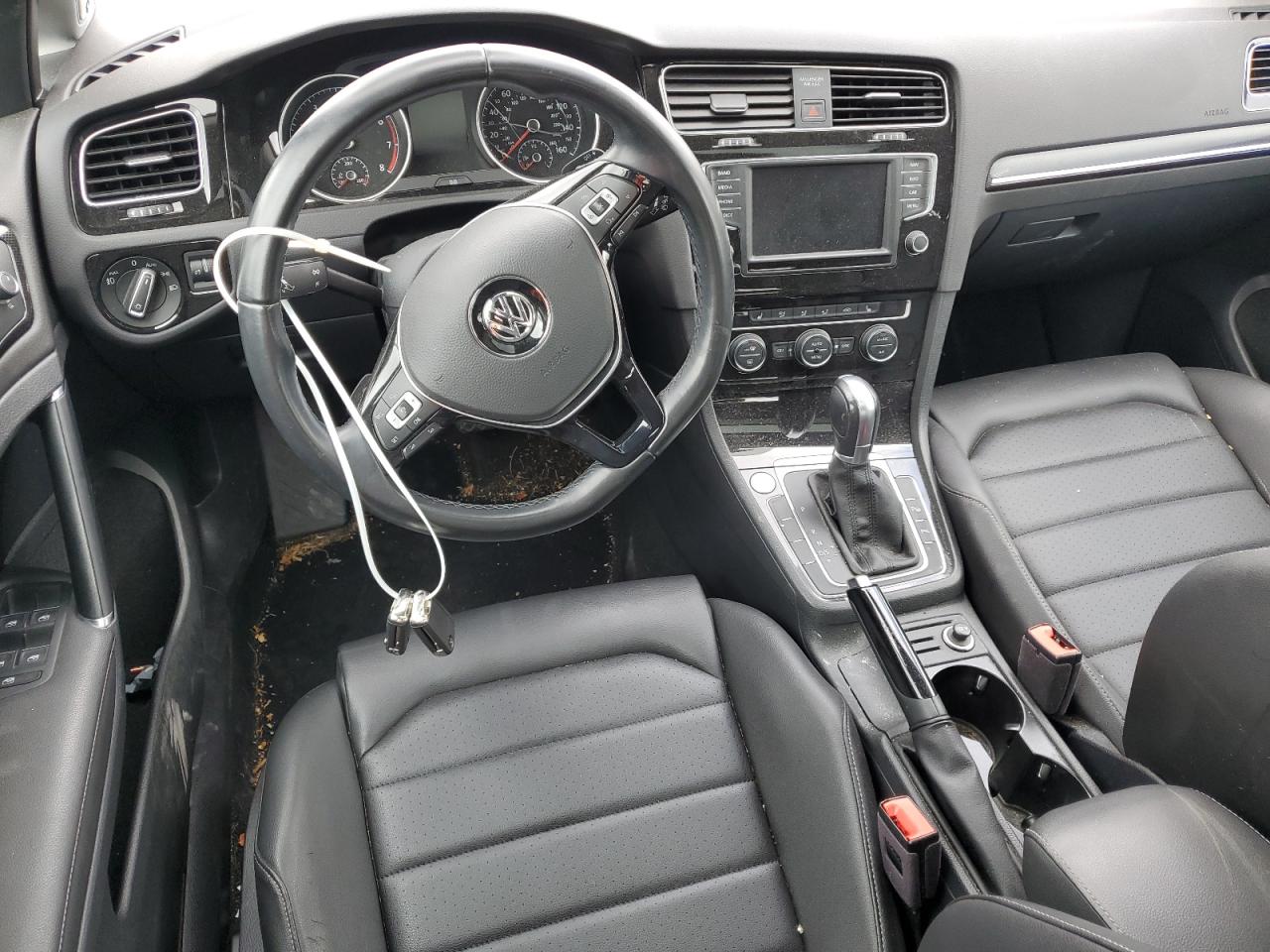 3VW217AU7HM035947 2017 Volkswagen Golf S