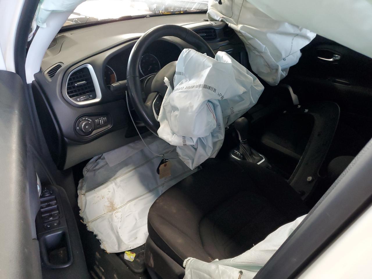 ZACNJDBB4MPM25873 2021 Jeep Renegade Latitude