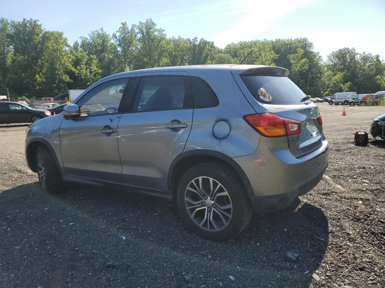 2016 Mitsubishi Outlander Sport Es vin: JA4AP3AW4GZ046032