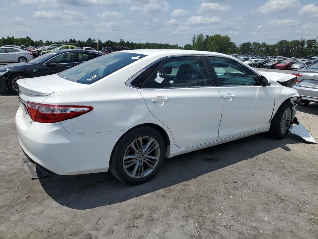 VIN 4T1BF1FK1FU972208 2015 Toyota Camry, LE no.3