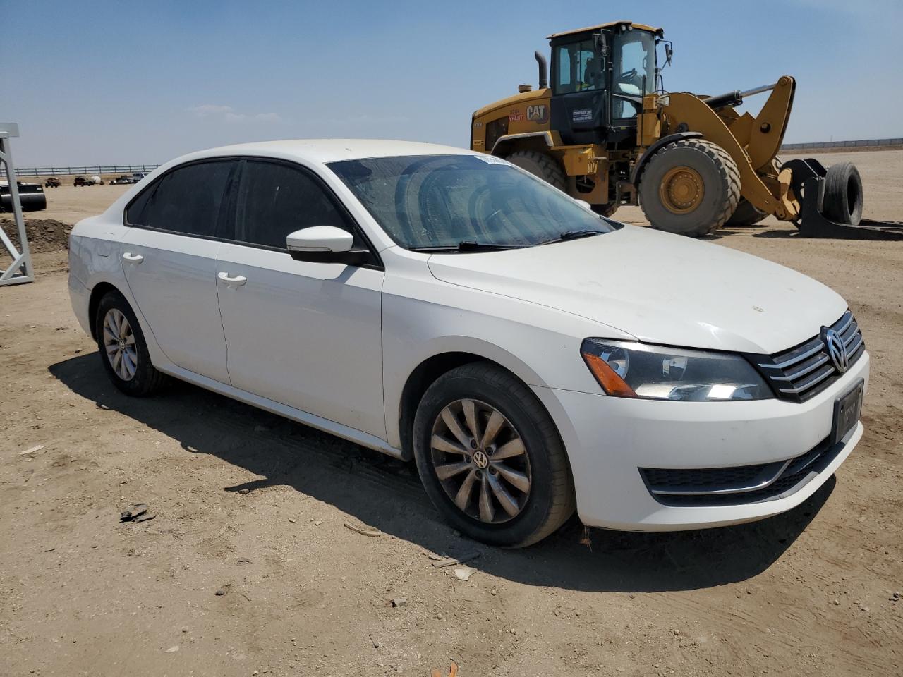 2014 Volkswagen Passat S vin: 1VWAT7A30EC108473