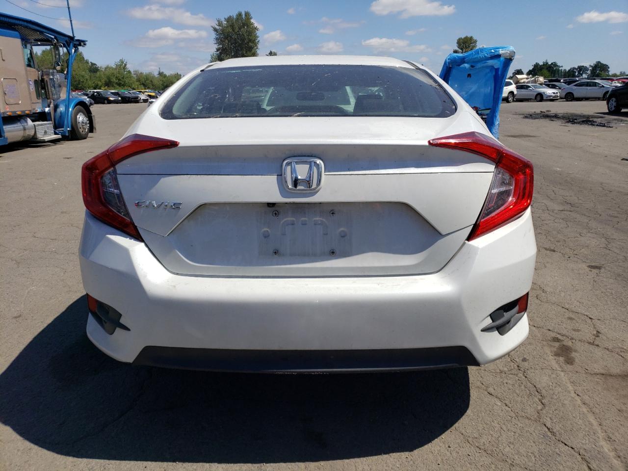 19XFC2F60KE209788 2019 Honda Civic Lx