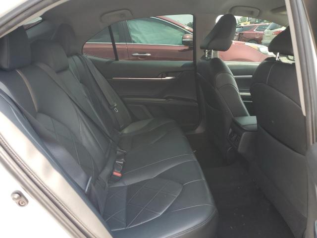 2018 TOYOTA CAMRY L - 4T1B11HK4JU006200