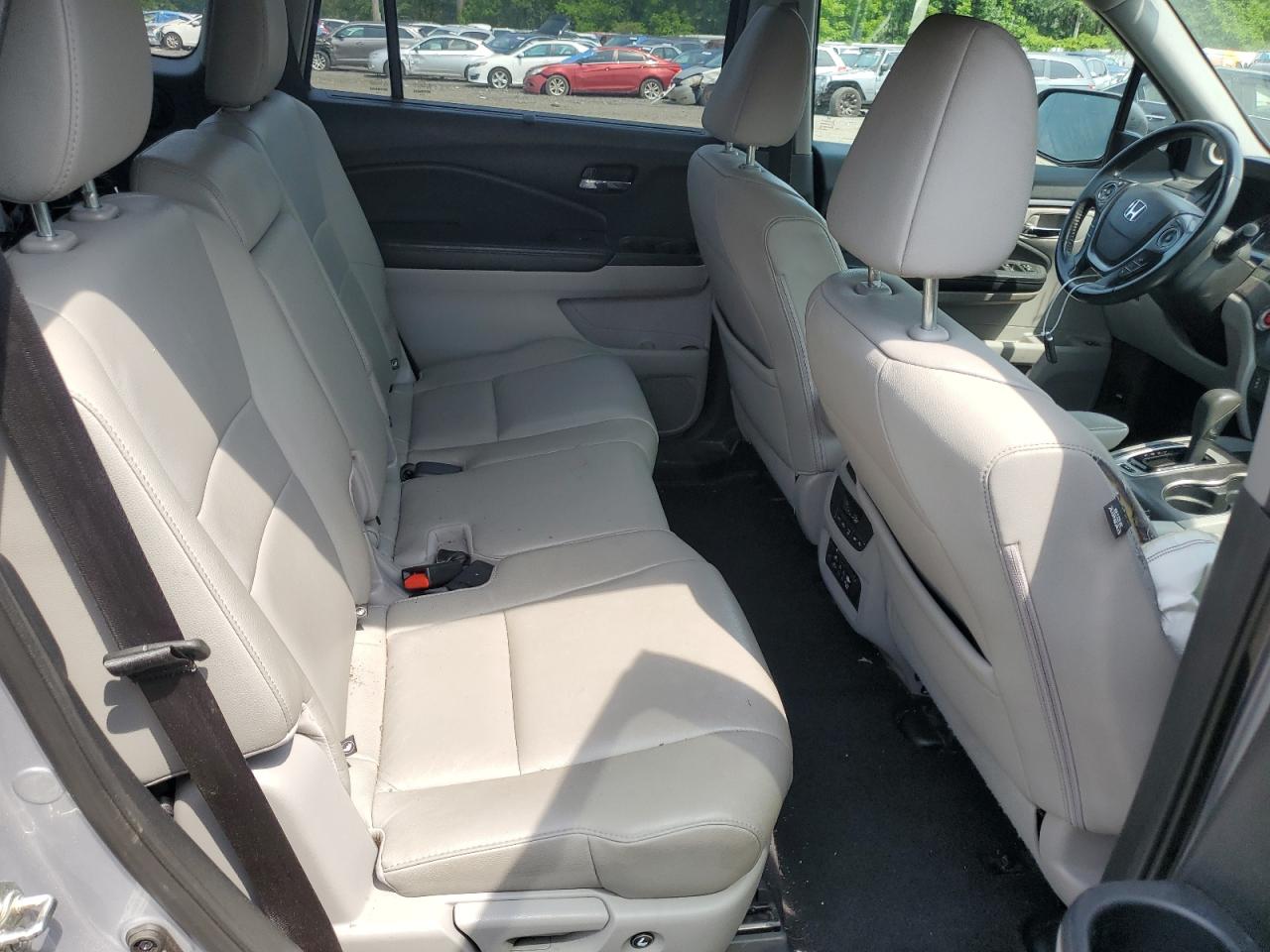 5FNYF6H8XGB013803 2016 Honda Pilot Exl