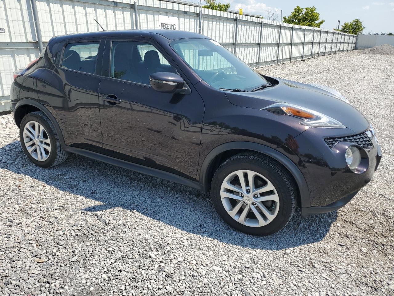 2016 Nissan Juke S vin: JN8AF5MR4GT608108