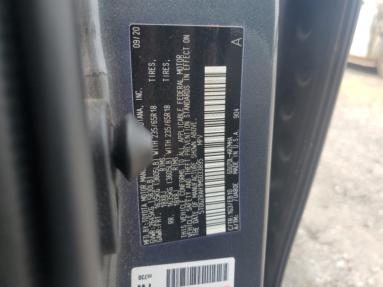 5TDGZRAH1MS033895 2021 Toyota Highlander Xle