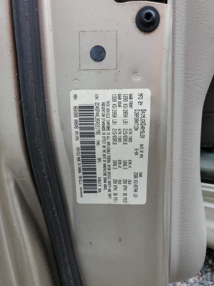2D4GP44L95R221795 2005 Dodge Grand Caravan Sxt