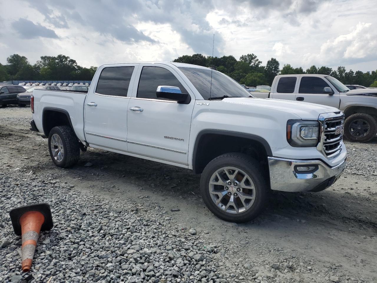 Lot #2792004938 2018 GMC SIERRA K15