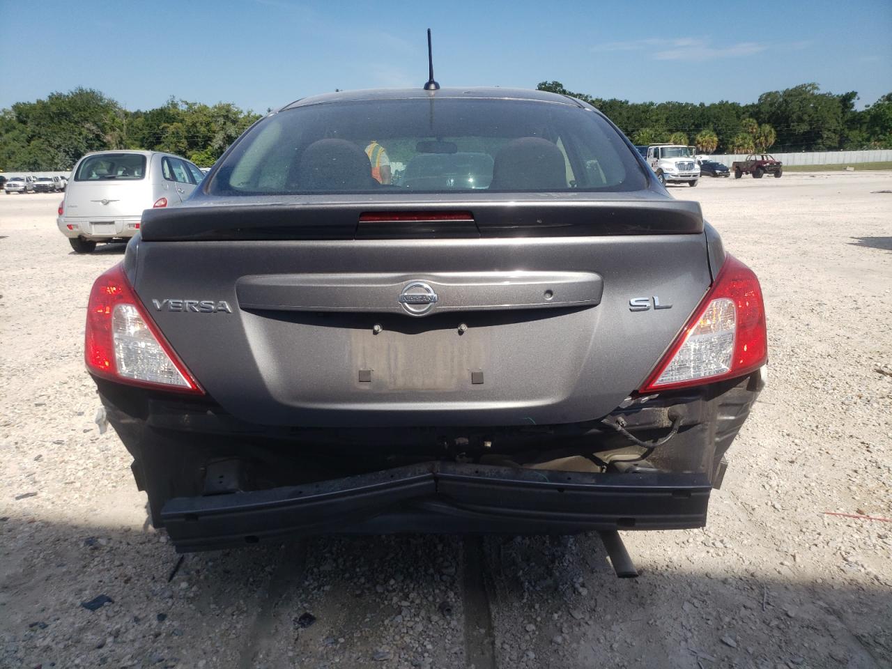 3N1CN7AP6HL847884 2017 Nissan Versa S