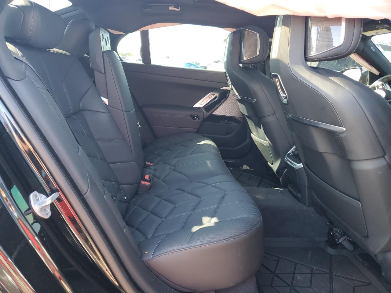 WBA33EJ0XRCR05760 2024 BMW 760 Xi