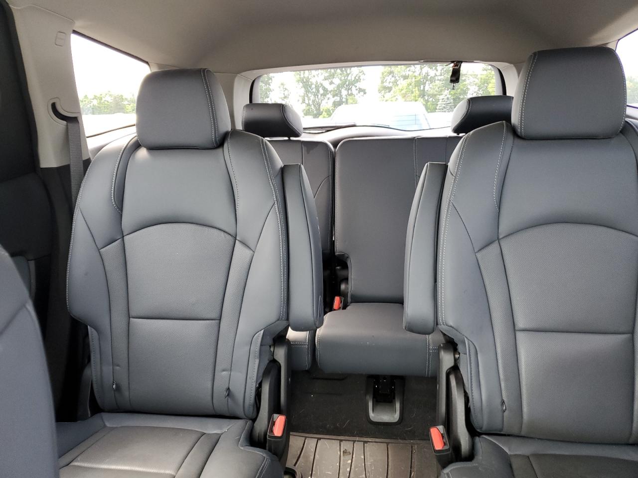 5GAERBKW8KJ109393 2019 Buick Enclave Essence