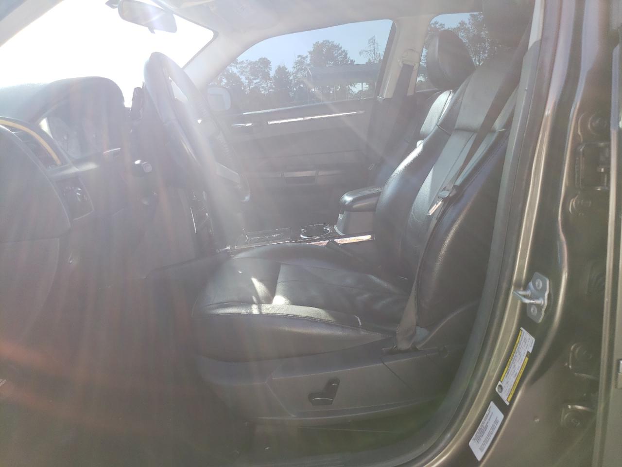 2C3CA5CV9AH155324 2010 Chrysler 300 Touring