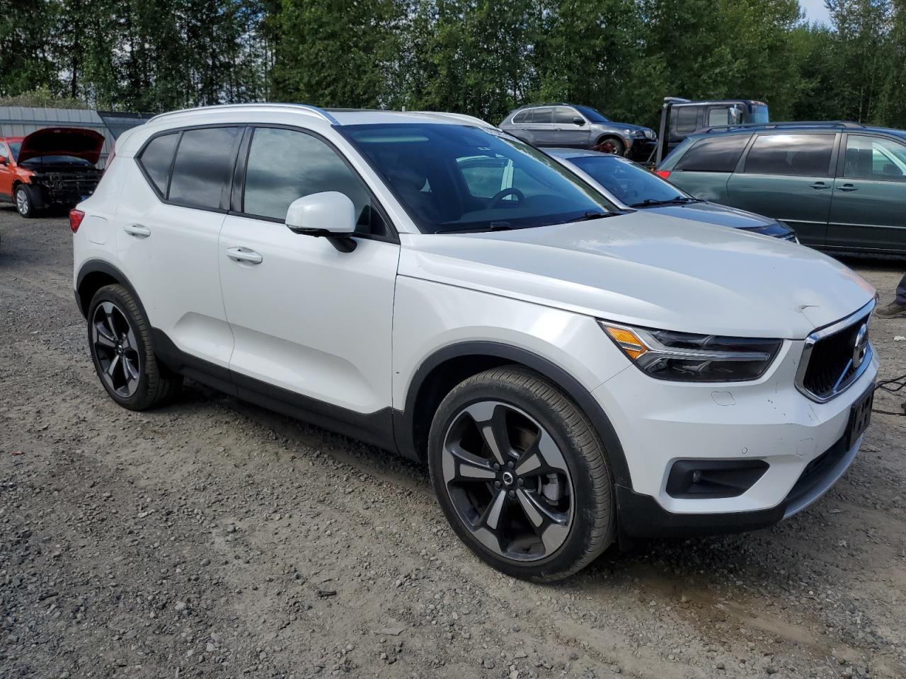 YV4162UK2N2720189 2022 Volvo Xc40 T5 Momentum