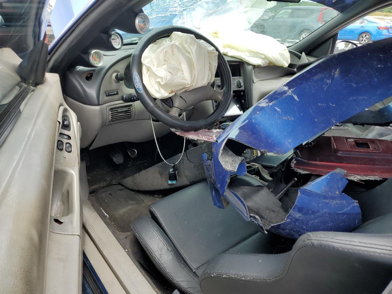 1FAFP42X1YF257514 2000 Ford Mustang Gt