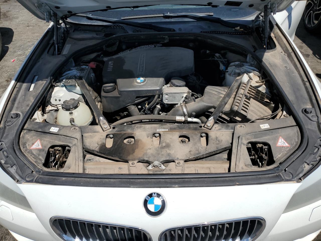 WBAXH5C55DDW11777 2013 BMW 528 Xi