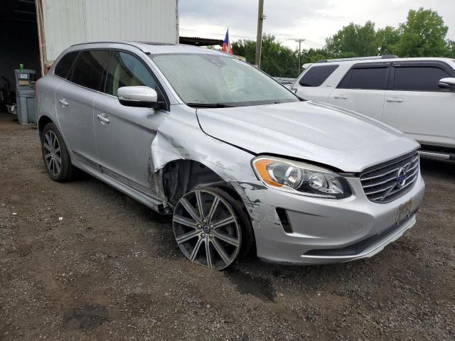 2017 VOLVO XC60 T6 IN - YV449MRU5H2018690