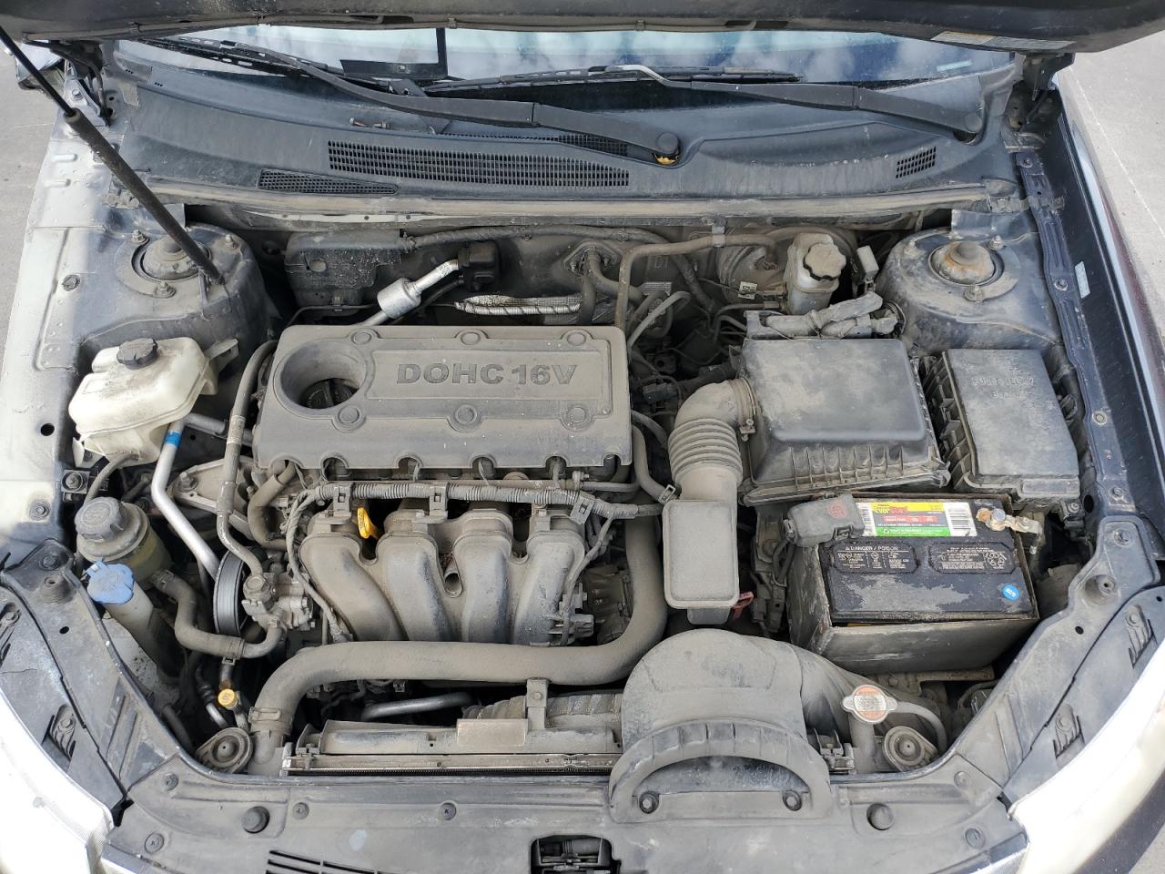 KNAGE228X95351560 2009 Kia Optima Lx