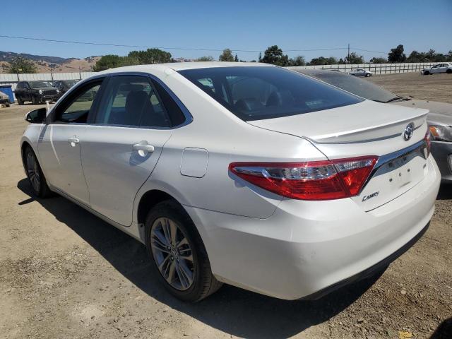 VIN 4T1BF1FK2GU266558 2016 Toyota Camry, LE no.2